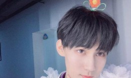 张真源吃瓜名场面,娱乐圈的“瓜王”诞生记